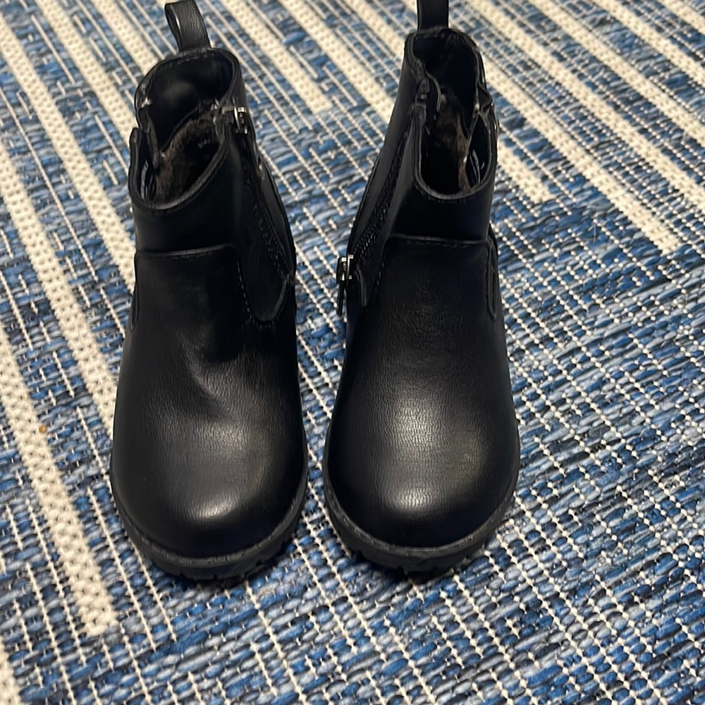 Cat and jack toddler girl boots size 7